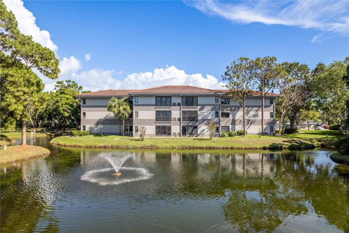 2650 Countryside Blvd. #C204, Clearwater, FL 33761