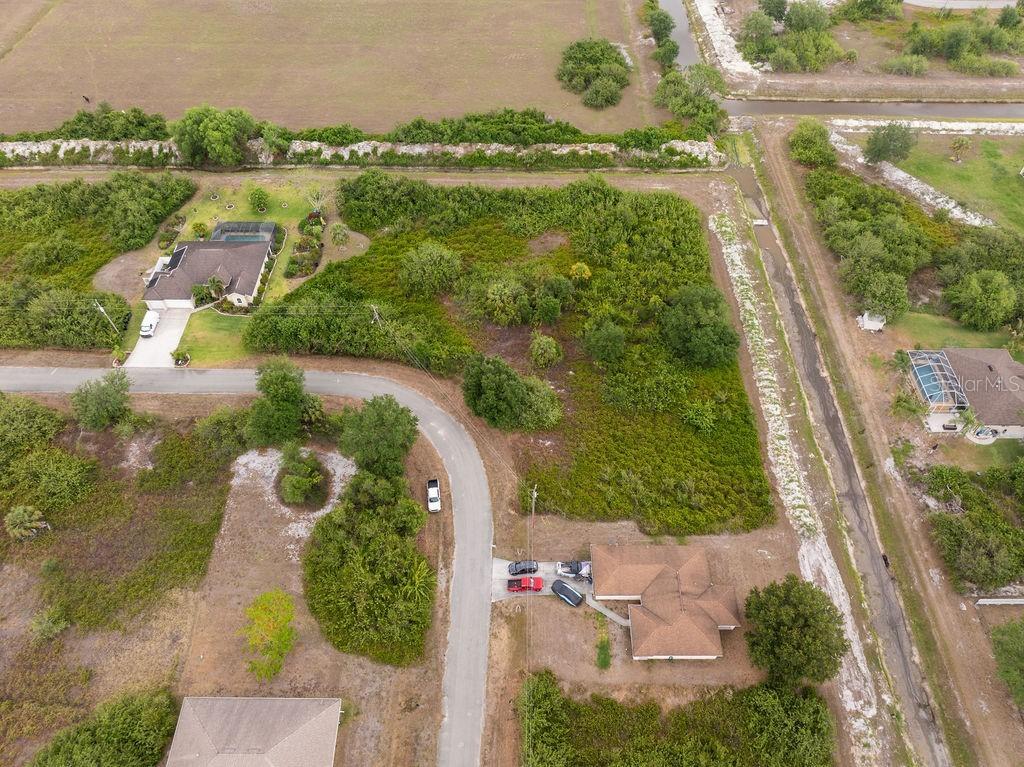 551 Theodore Vail St., Lehigh Acres, FL 33974