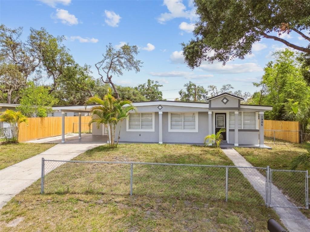 1905 E Broad St., Tampa, FL 33610