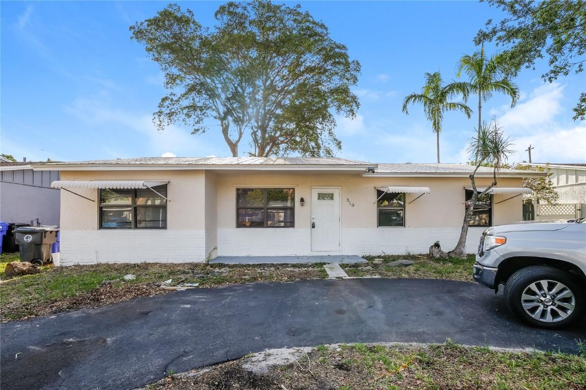 310 SW 76th Ter., North Lauderdale, FL 33068
