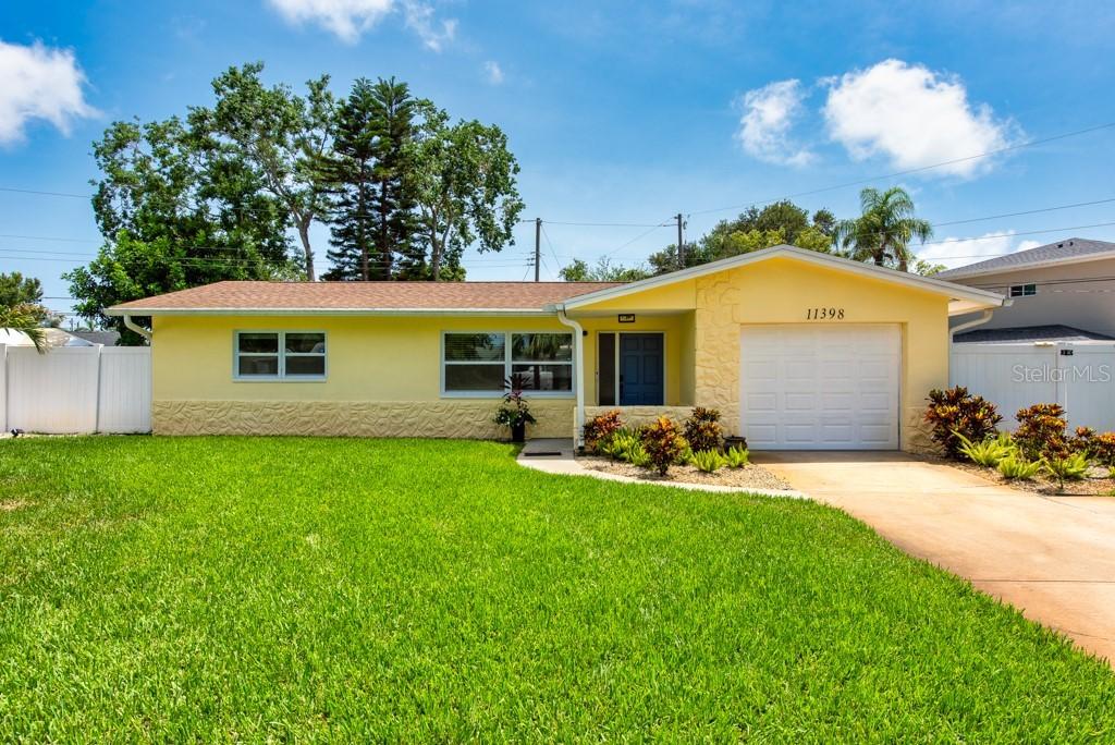 11398 88th Ave., Seminole, FL 33772