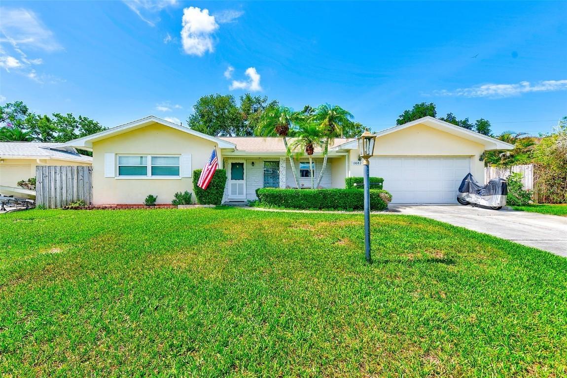 11082 90th Ter., Seminole, FL 33772