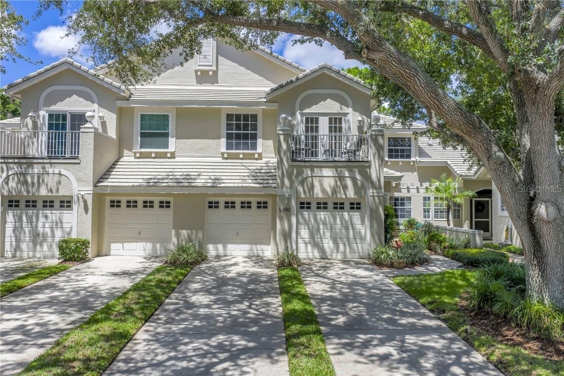 5090 White Pine Cir., St Petersburg, FL 33702