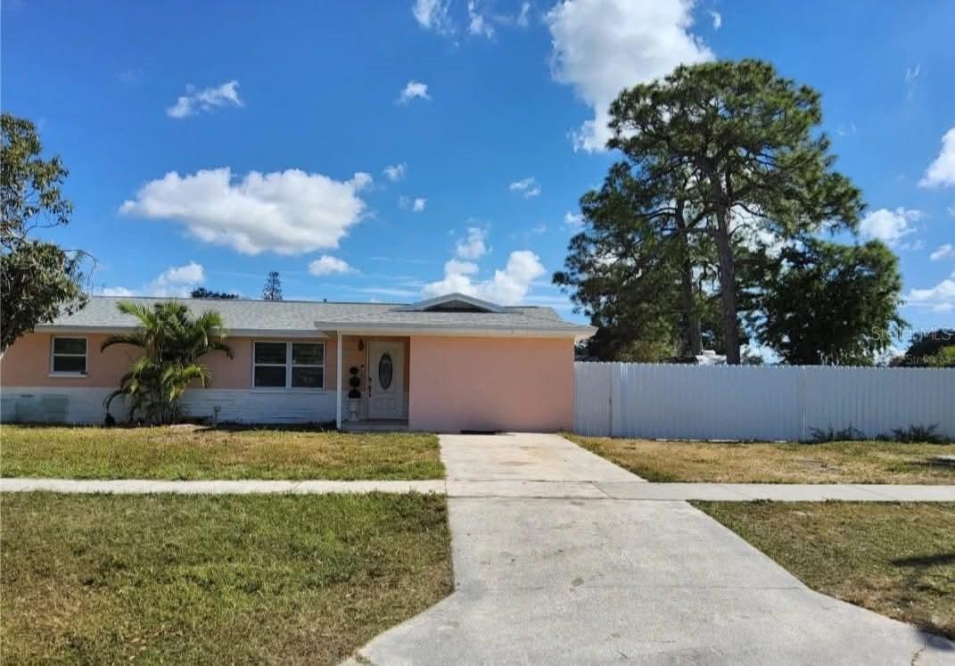 9161 56 Th St., Pinellas Park, FL 33782