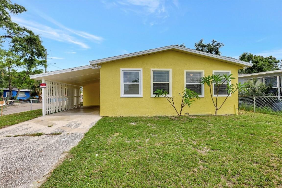1903 24th St., Sarasota, FL 34234