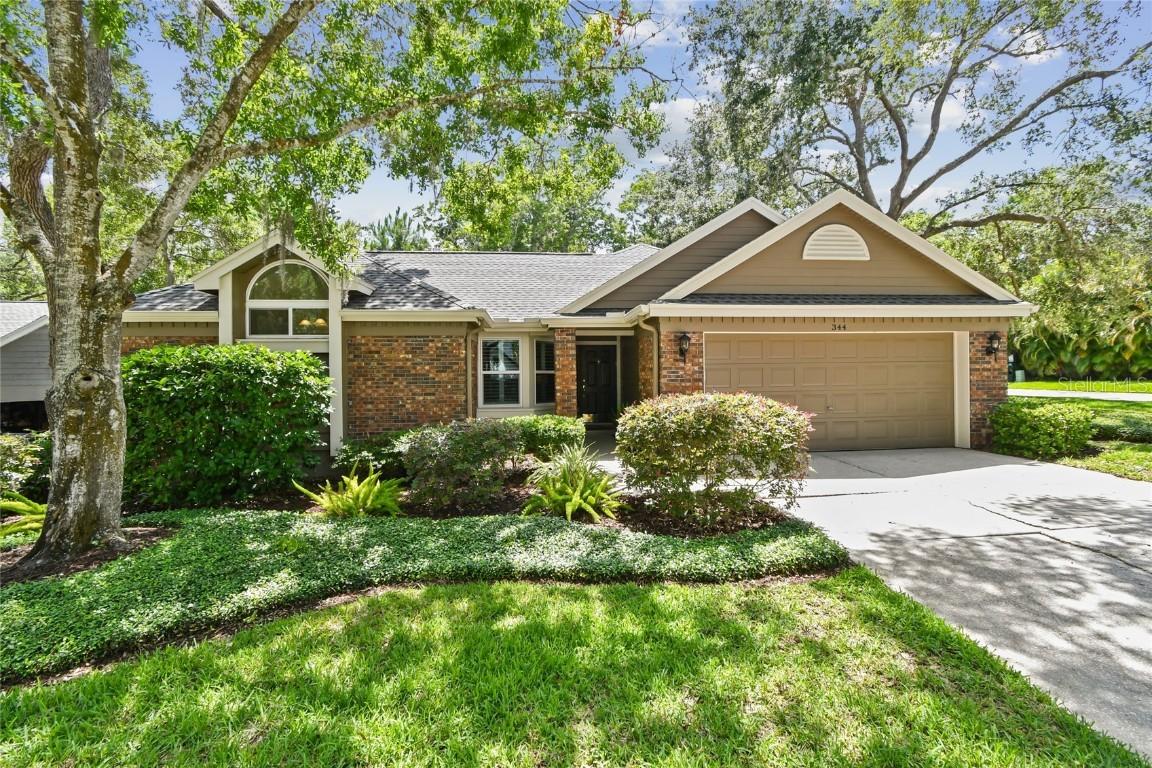 344 Cascade Ln., Palm Harbor, FL 34684