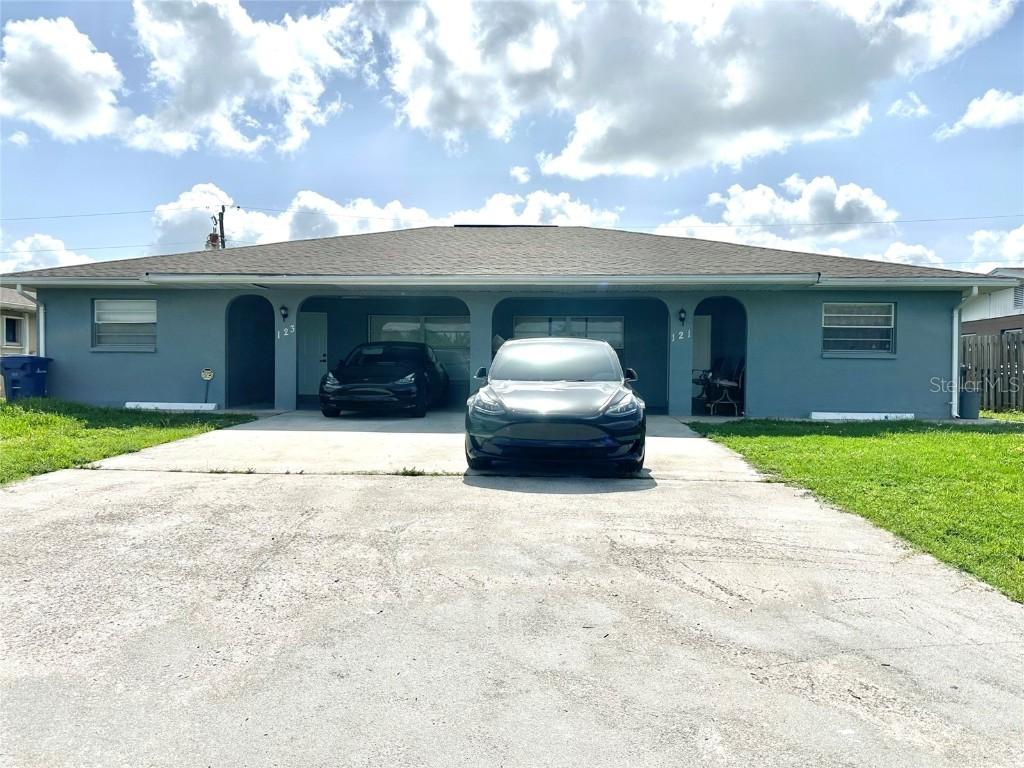 121 Granada Blvd., North Port, FL 34287