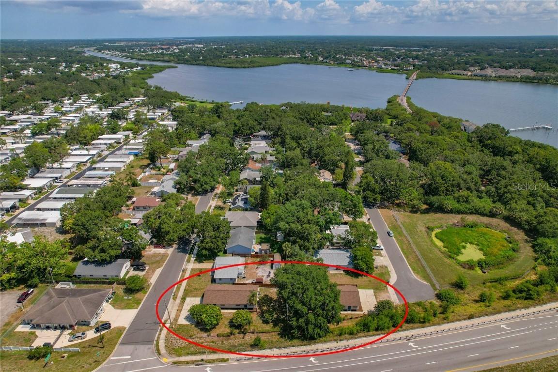 2901 Bay View Dr., Safety Harbor, FL 34695