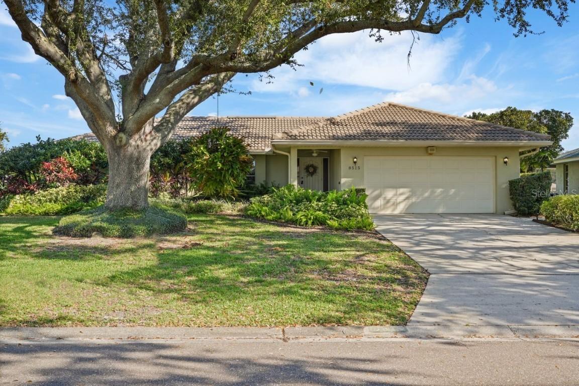 8515 Macoma Dr., St Petersburg, FL 33702