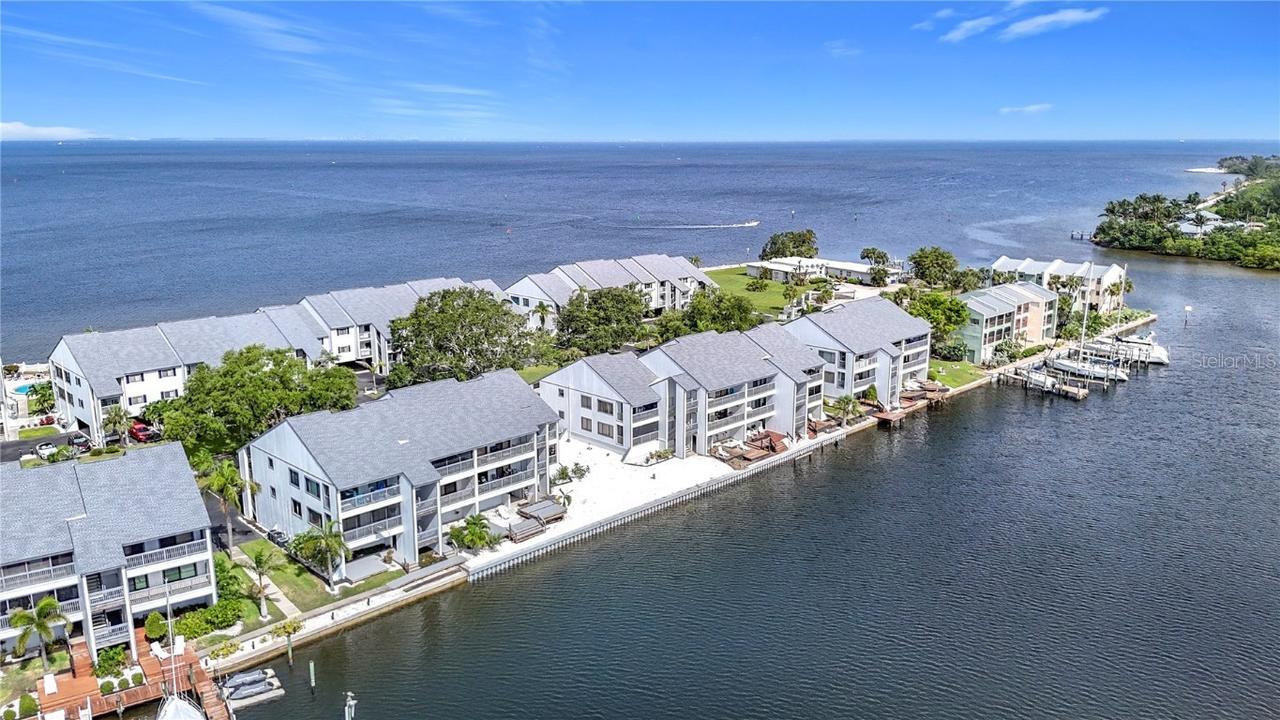 809 Bahia Del Sol Dr. #72, Ruskin, FL 33570