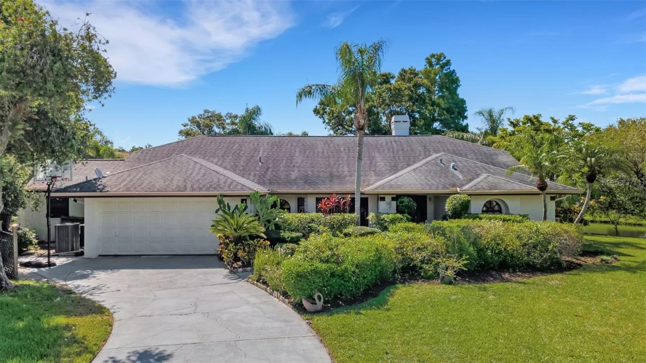 1000 Chatham Ct., Safety Harbor, FL 34695