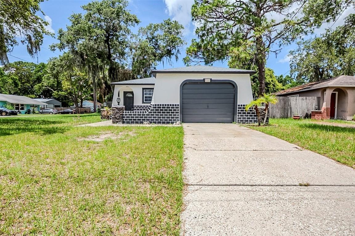 5847 Harrison St., New Port Richey, FL 34653
