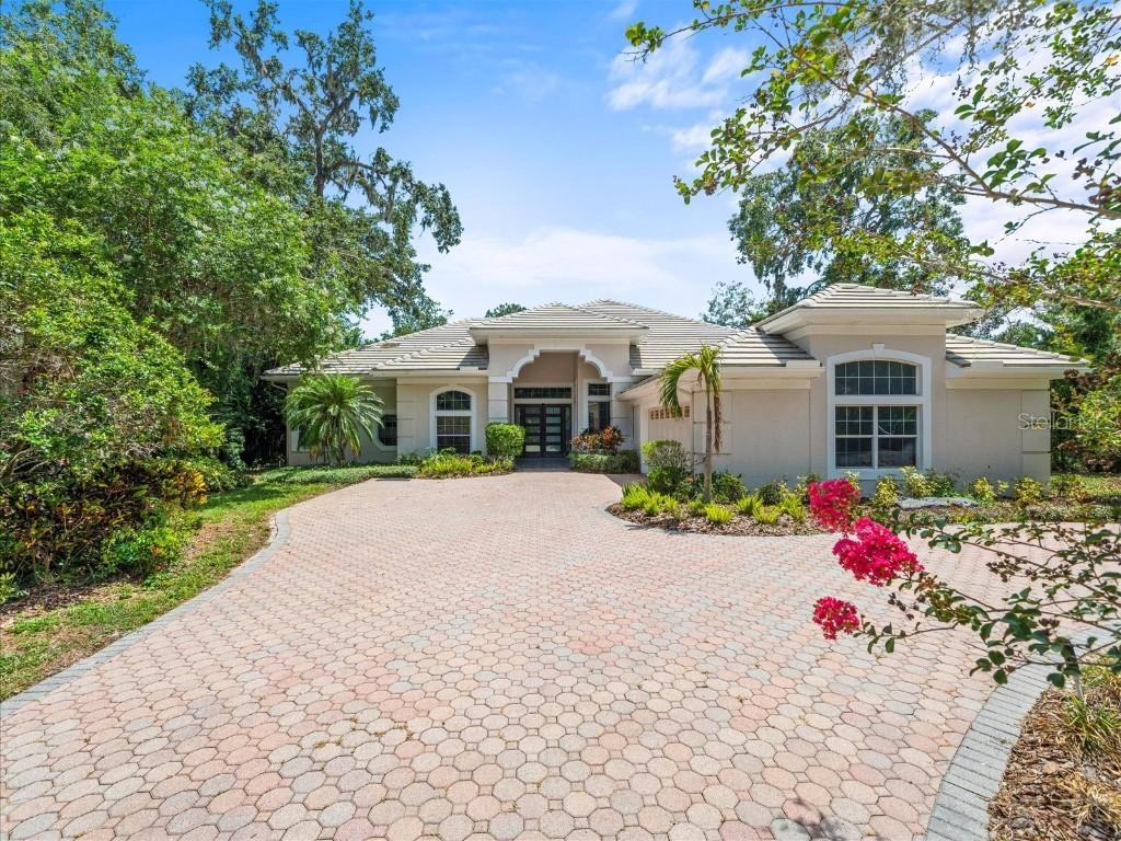 713 Argyle Pl., Temple Terrace, FL 33617