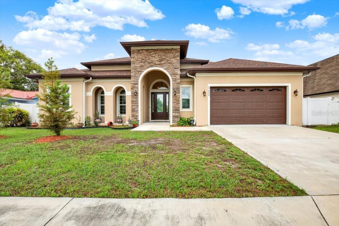 17838 Morninghigh Dr., Lutz, FL 33549