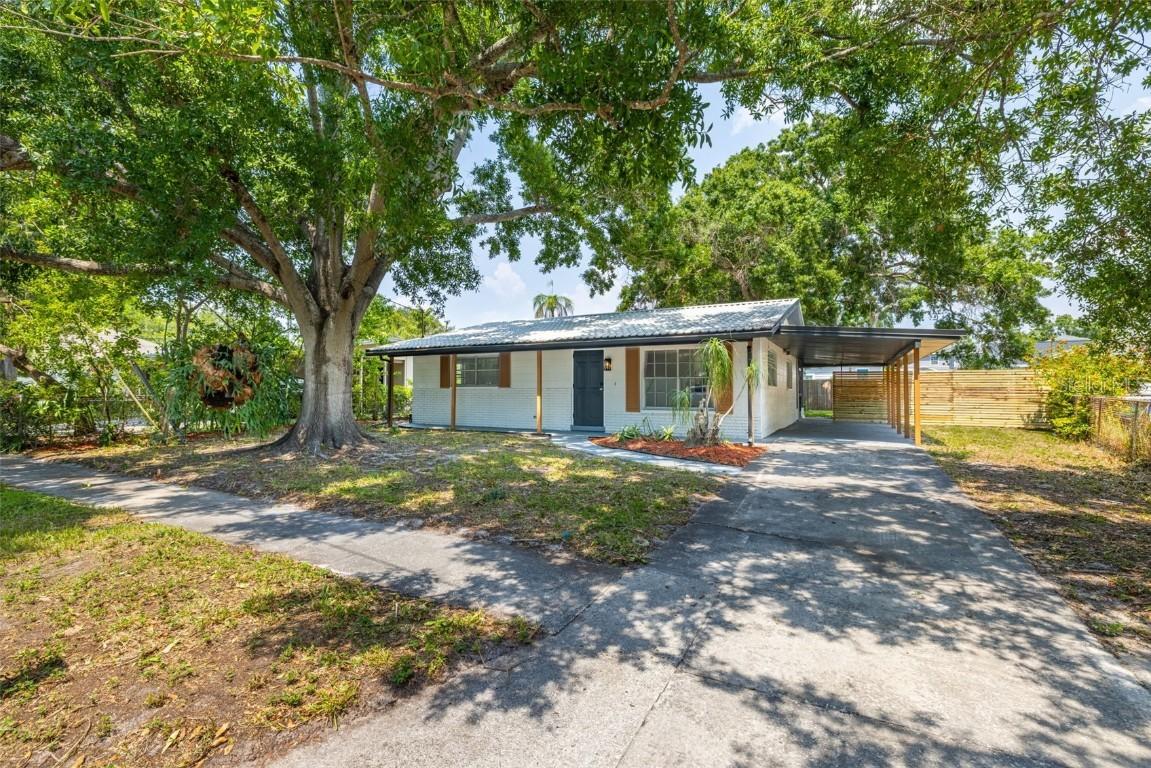 6304 S Grady Ave., Tampa, FL 33616