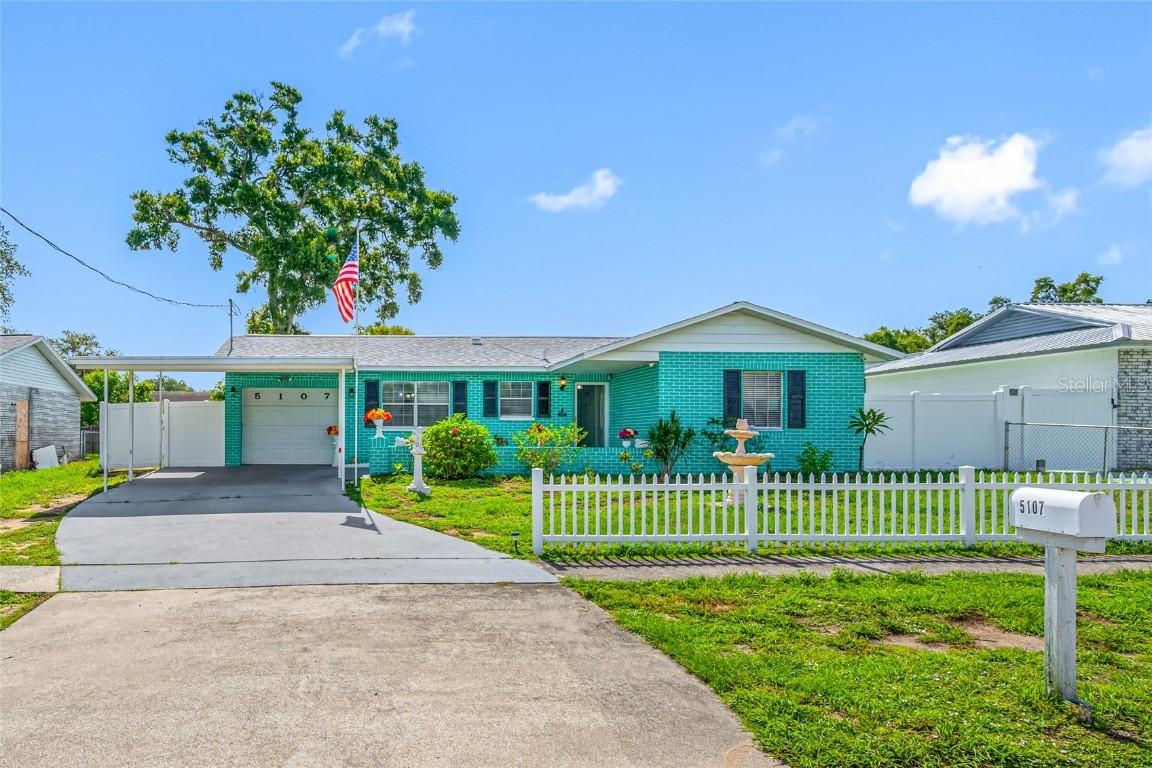 5107 Pine St., Seffner, FL 33584