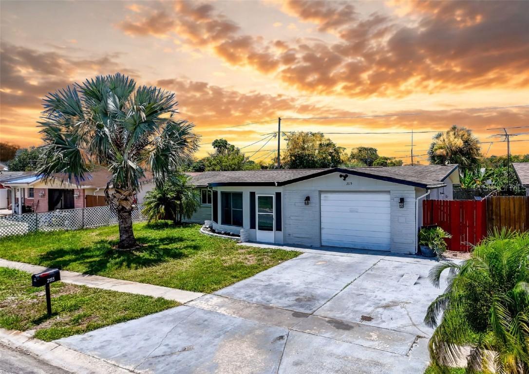 2115 Erin Dr Dr., Holiday, FL 34690
