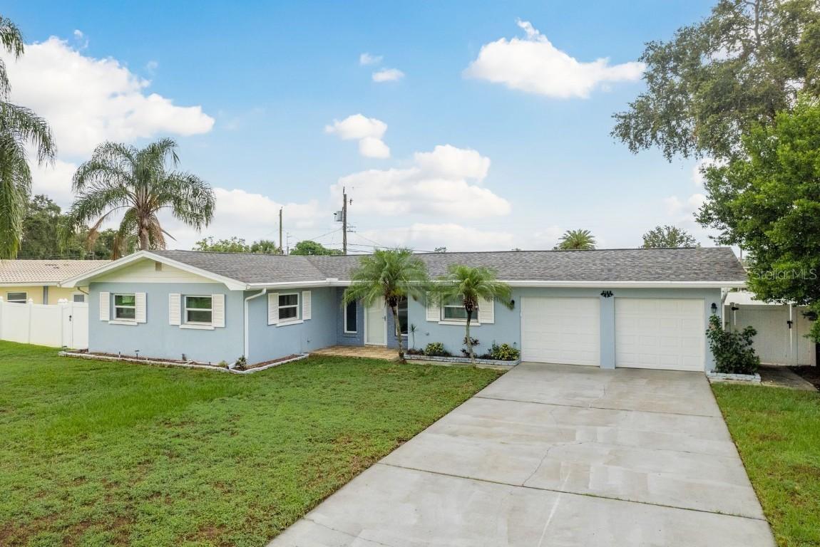 2165 Campus Dr., Clearwater, FL 33764