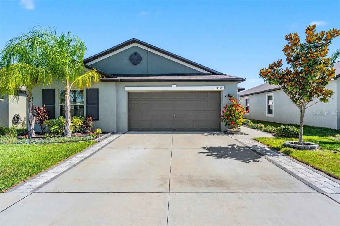 9839 Lemon Drop Loop, Sun City Center, FL 33573
