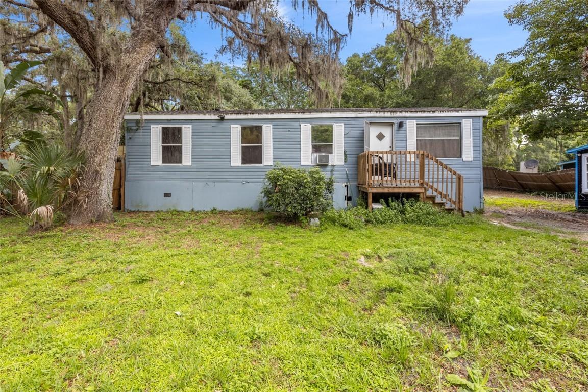 2712 Berdetta St., Leesburg, FL 34748