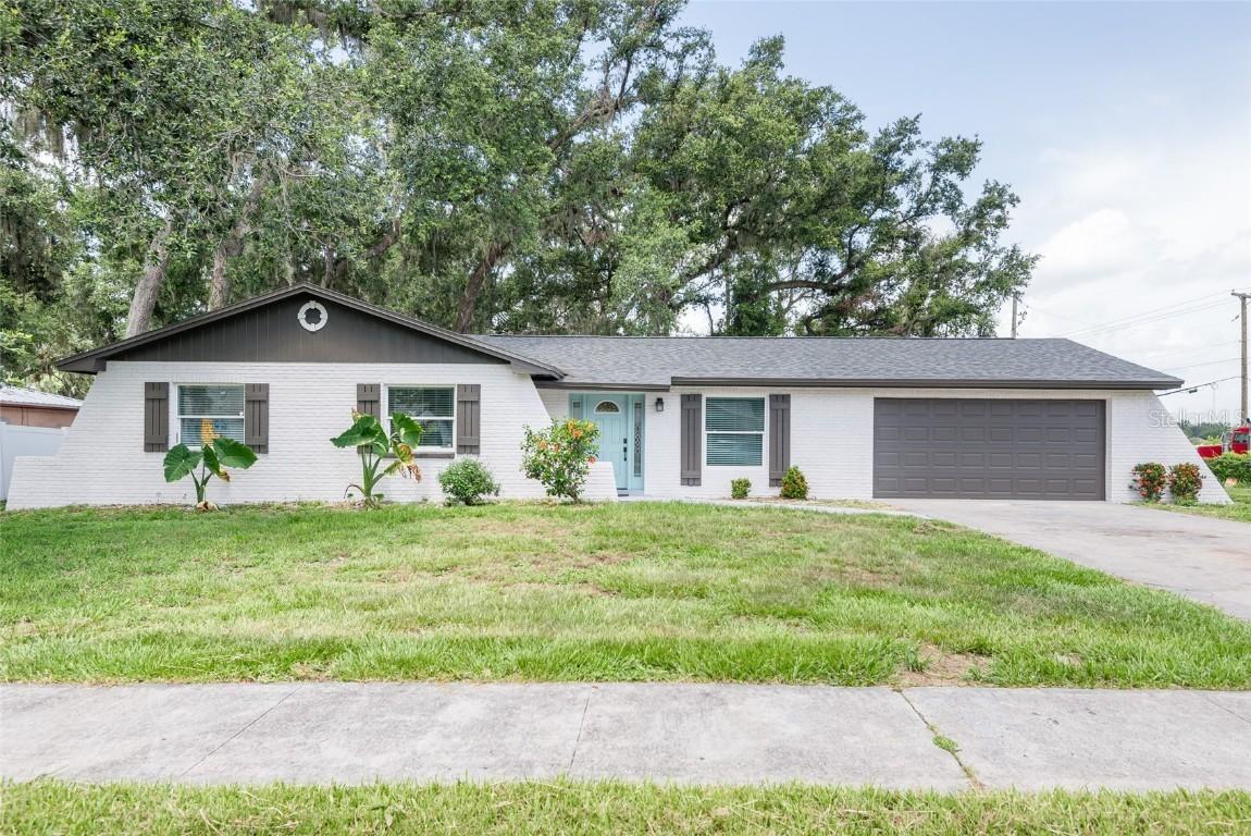 1008 Shangri La Dr., Seffner, FL 33584