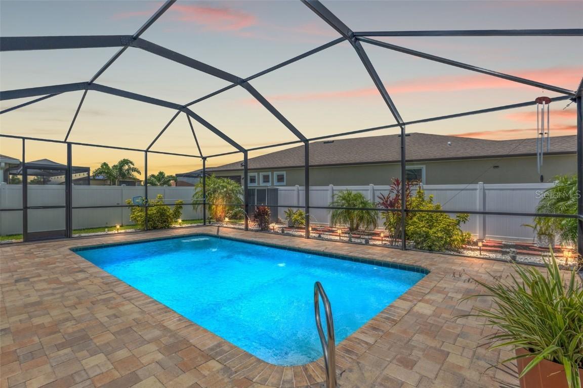 13301 Waterleaf Garden Cir., Riverview, FL 33579