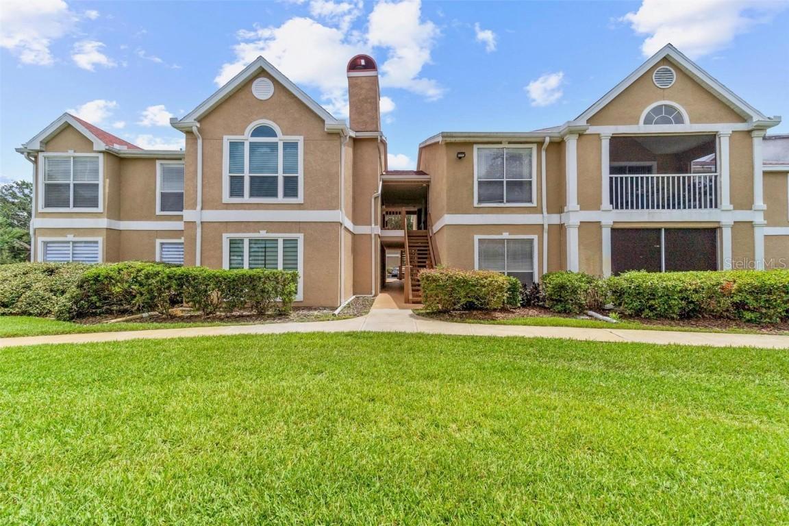 9481 Highland Oak Dr. #212, Tampa, FL 33647