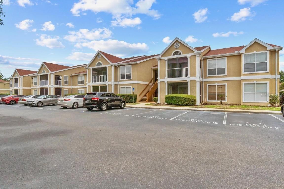9481 Highland Oak Dr. #212, Tampa, FL 33647