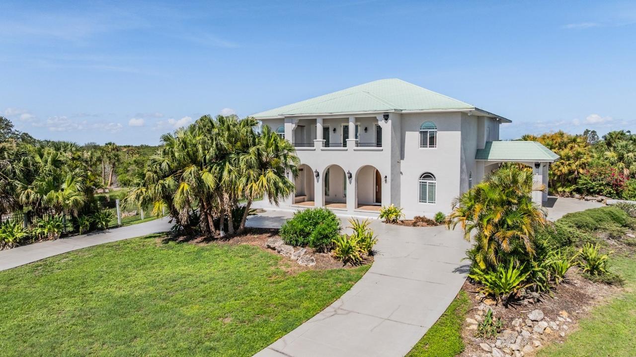 4710 Troydale Rd., Tampa, FL 33615