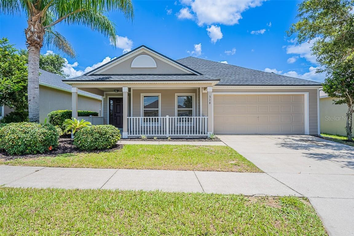 316 Red Kite Dr., Groveland, FL 34736