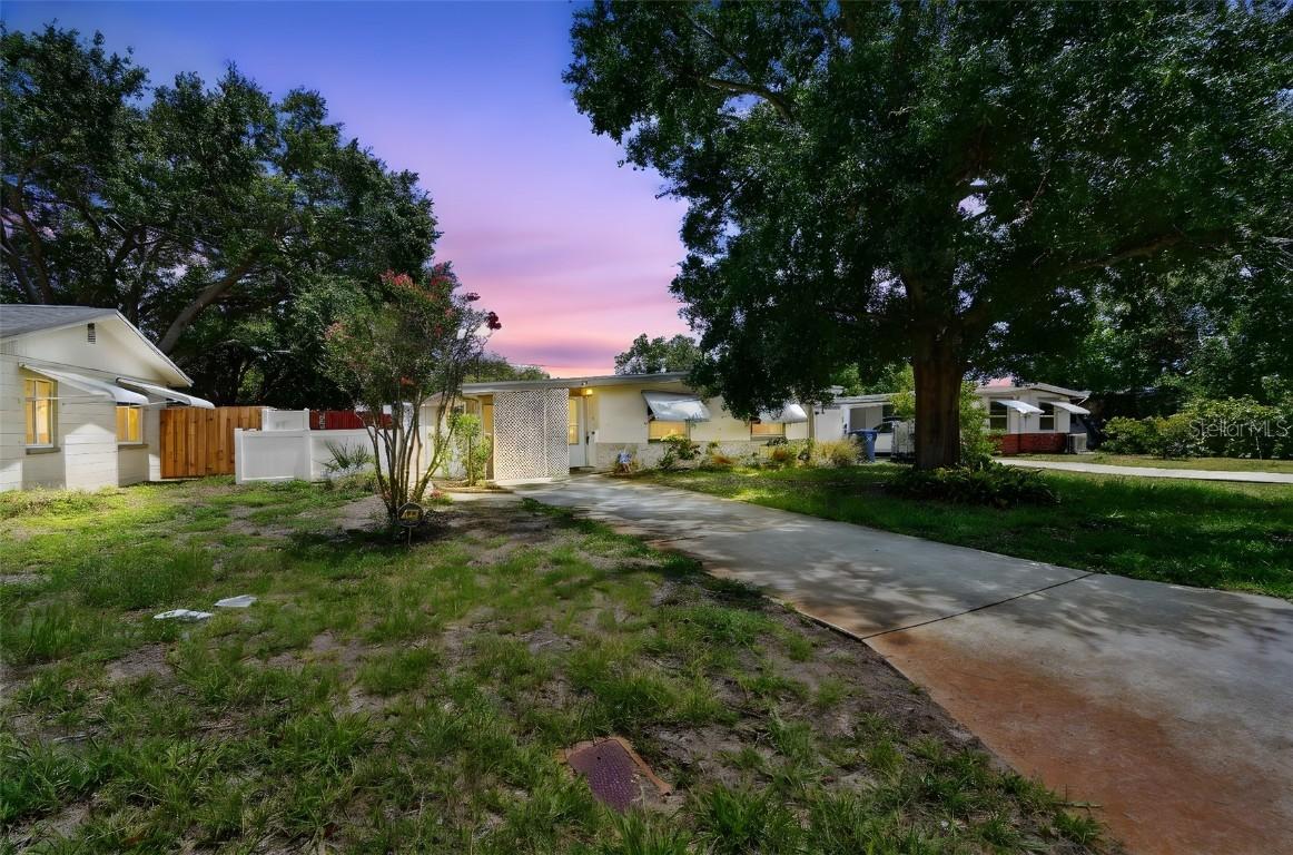 516 Northmoor Ave., St Petersburg, FL 33702
