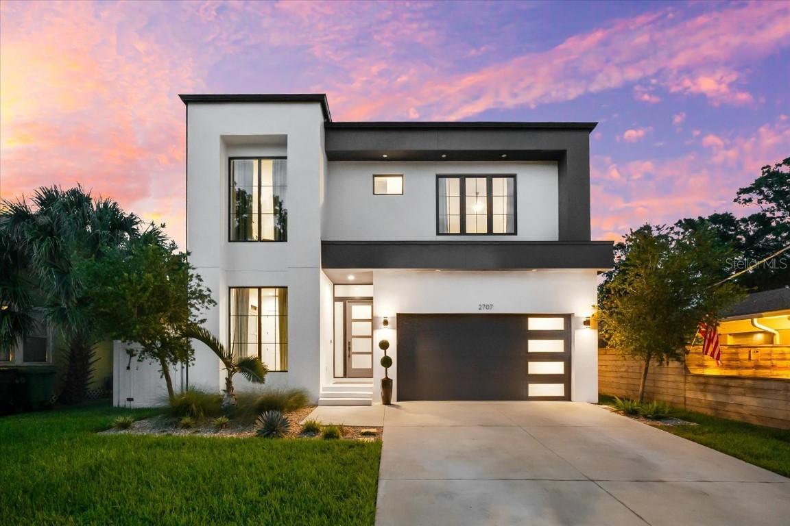 2707 N Ridgewood Ave., Tampa, FL 33602
