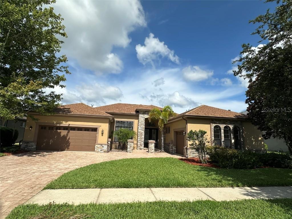 1008 Arista Blvd., Valrico, FL 33594