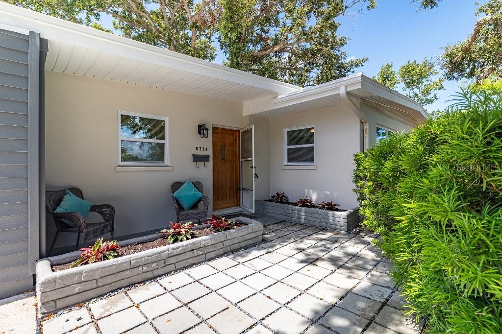 6334 22nd Ave., St Petersburg, FL 33710