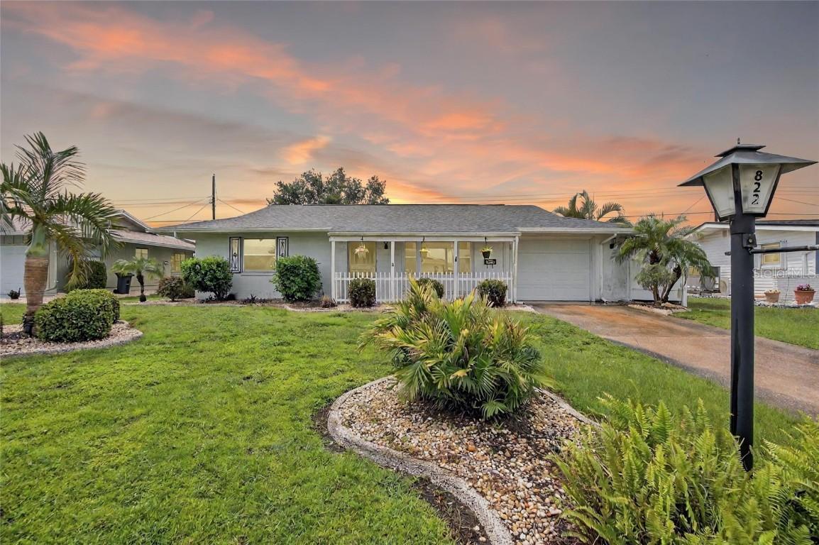 822 Oakmont Ave., Sun City Center, FL 33573