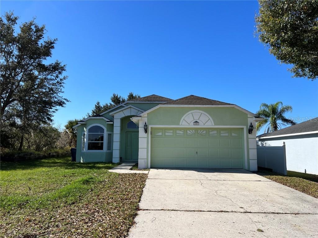 103 Thornbush Pkwy., Davenport, FL 33837