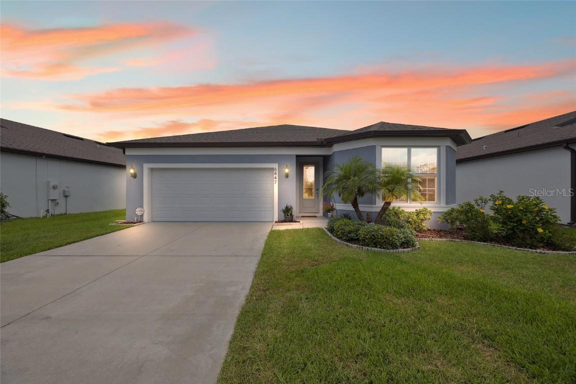6447 Bradford Woods Dr., Zephyrhills, FL 33542
