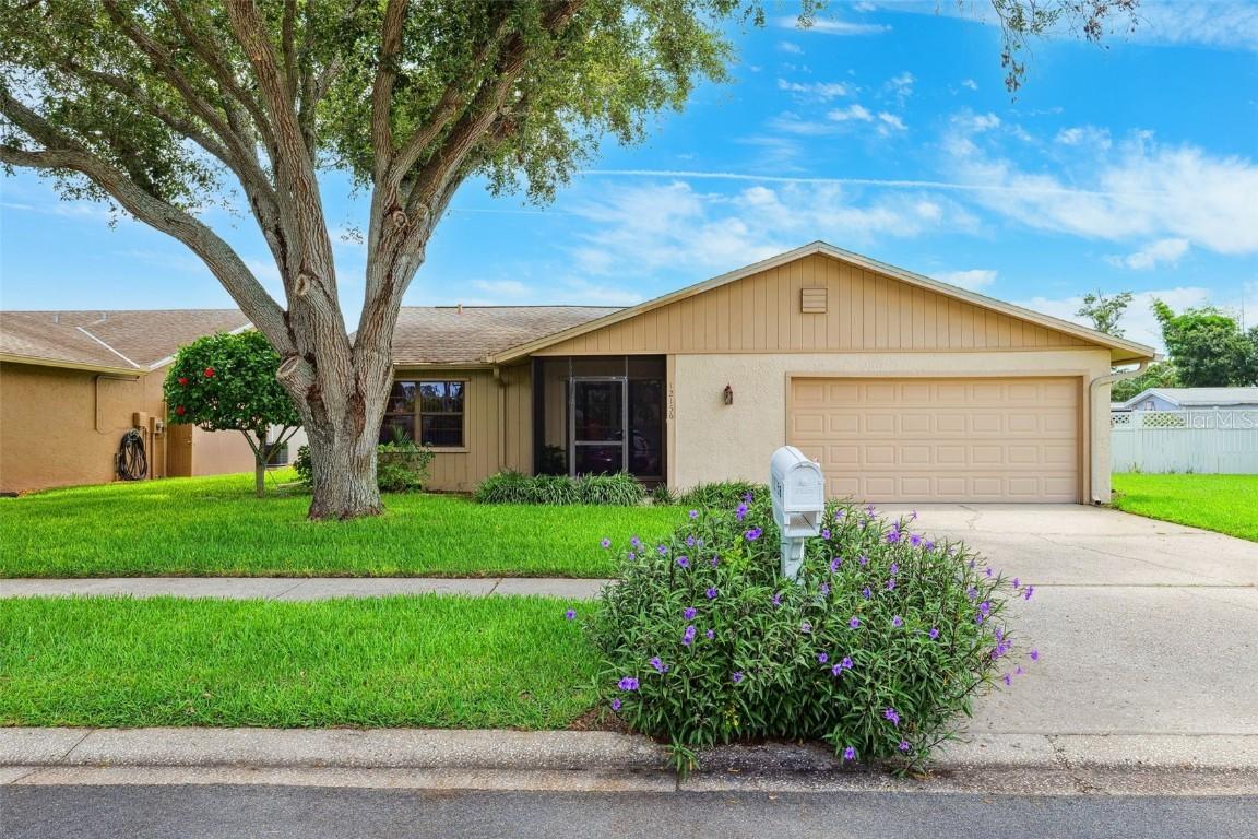 12156 Meadowbrook Ln., Largo, FL 33774