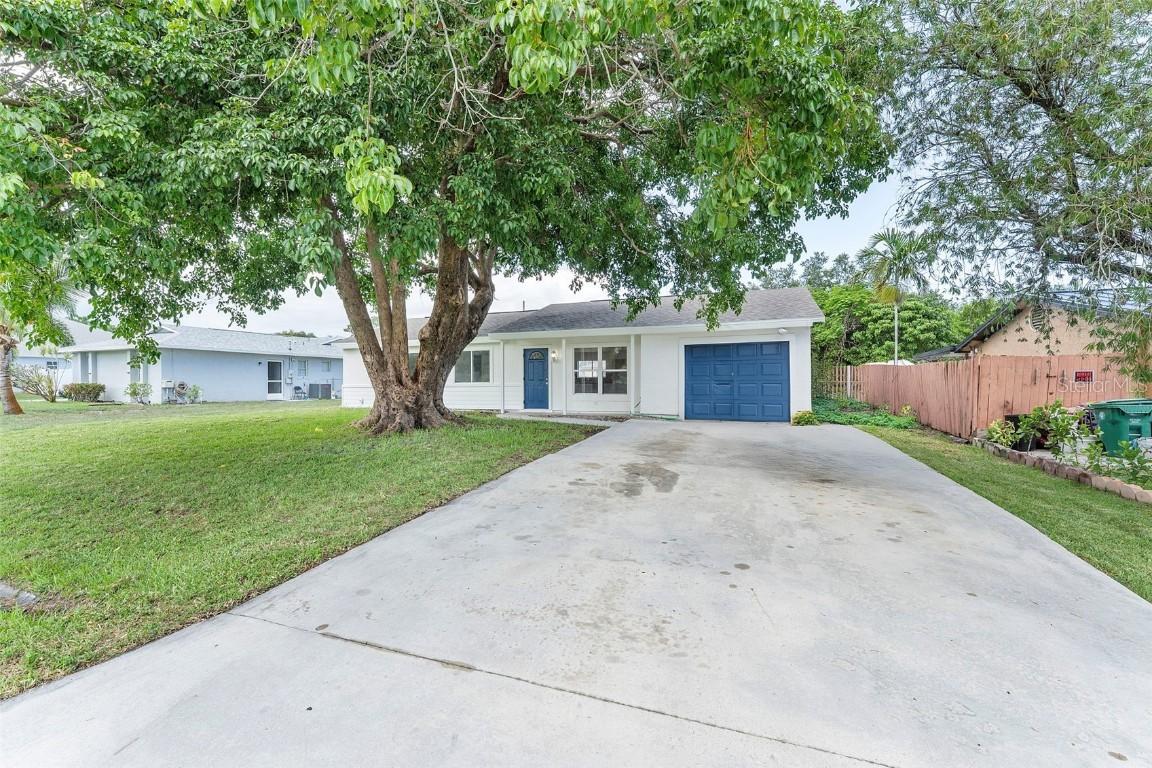 1041 SE Spinnaker Ave., St Lucie West, FL 34983
