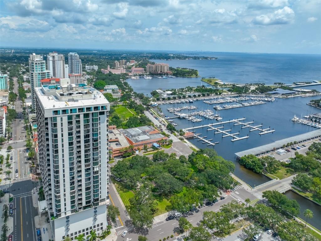 1 Beach Dr. #811, St Petersburg, FL 33701