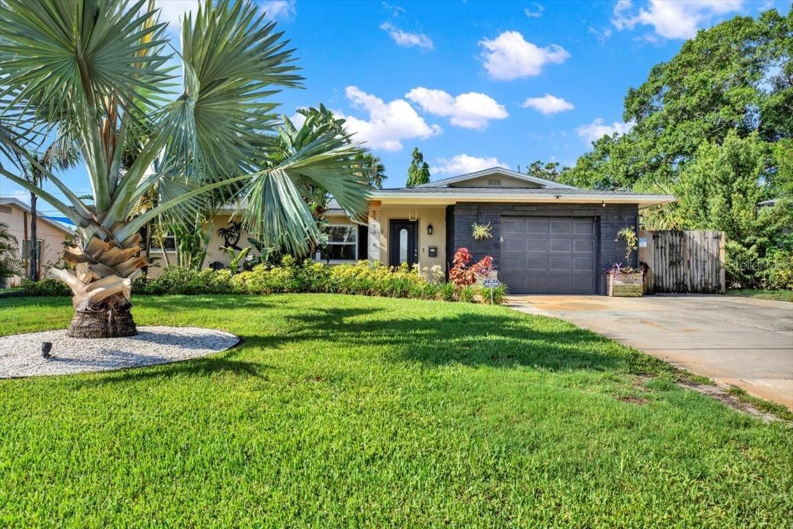 6844 34th Ave., St Petersburg, FL 33710
