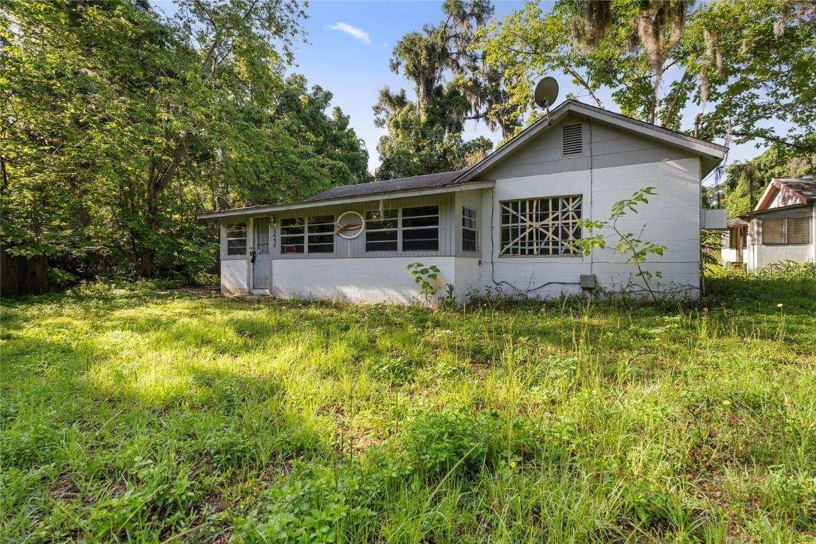 5490 NW 191st St., Reddick, FL 32686