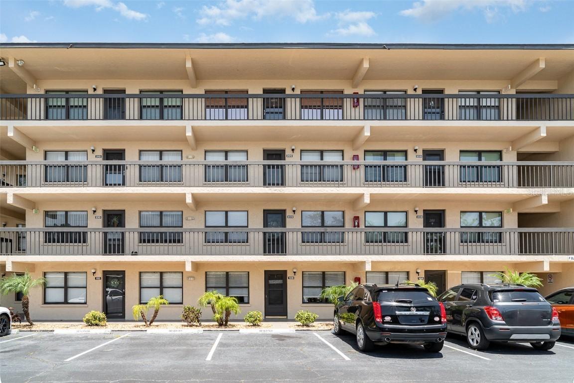 635 30th Ave. #F309, Bradenton, FL 34205