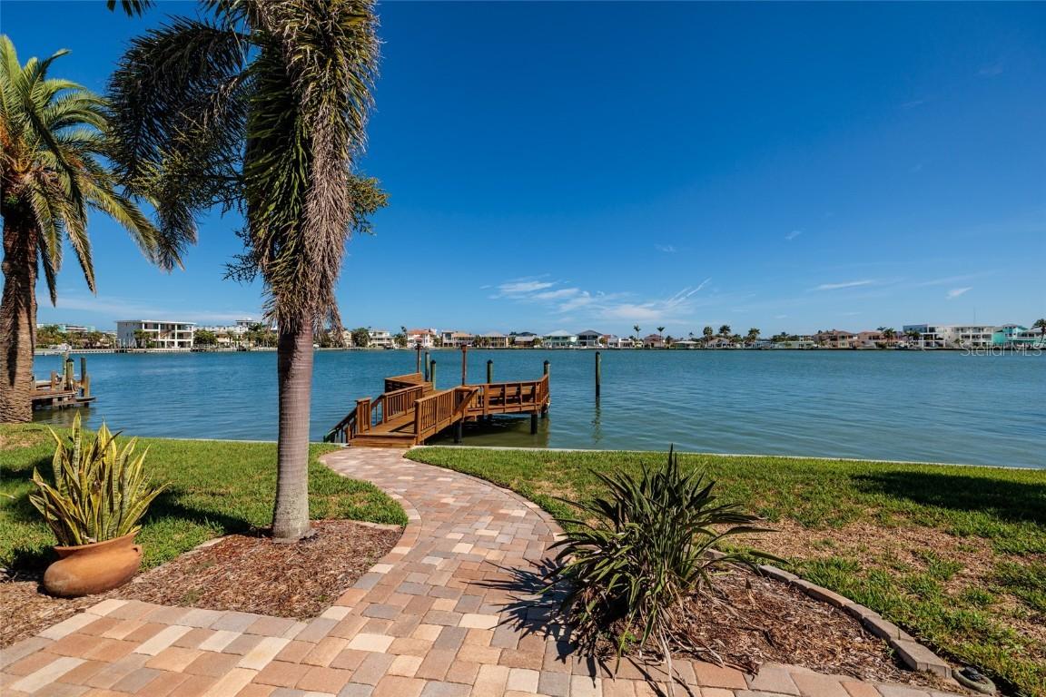 208 Bath Club Blvd., North Redington Beach, FL 33708