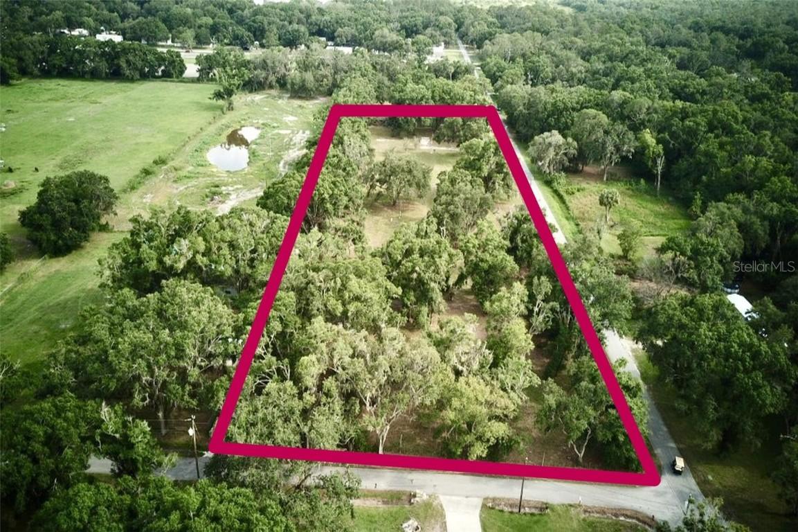 1445 Carter St., Auburndale, FL 33823