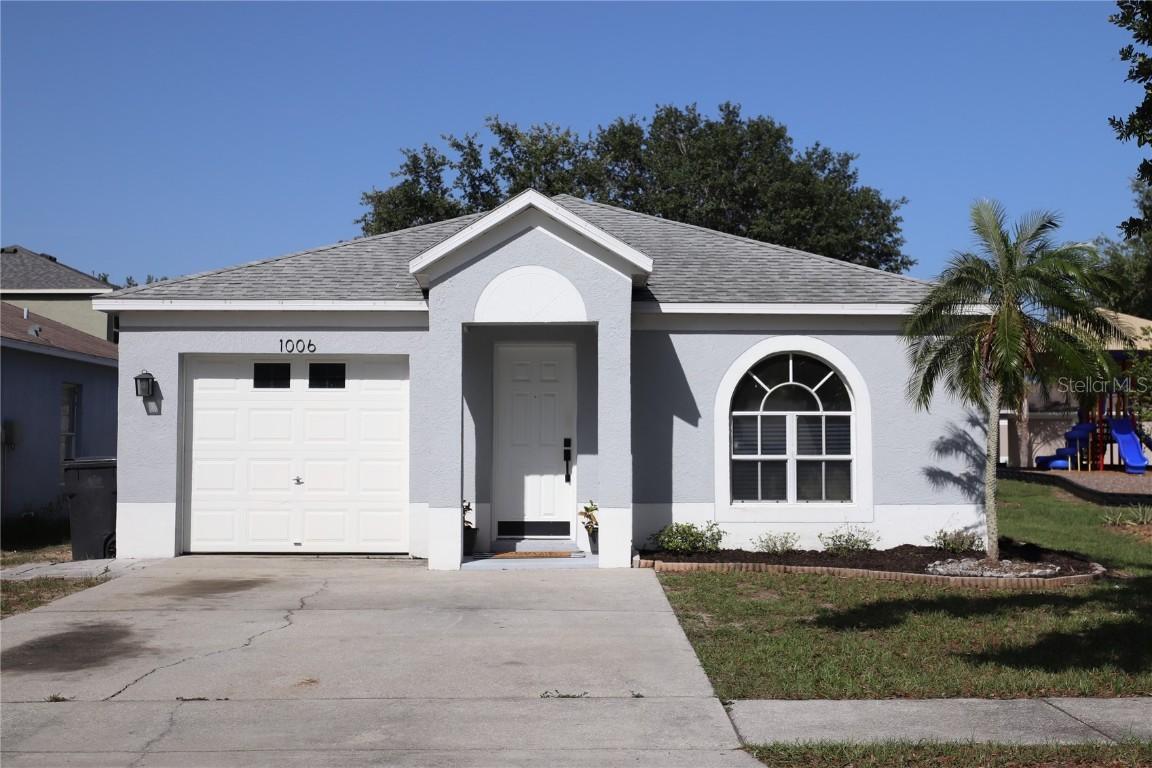 1006 Harvest Moon Dr., Seffner, FL 33584