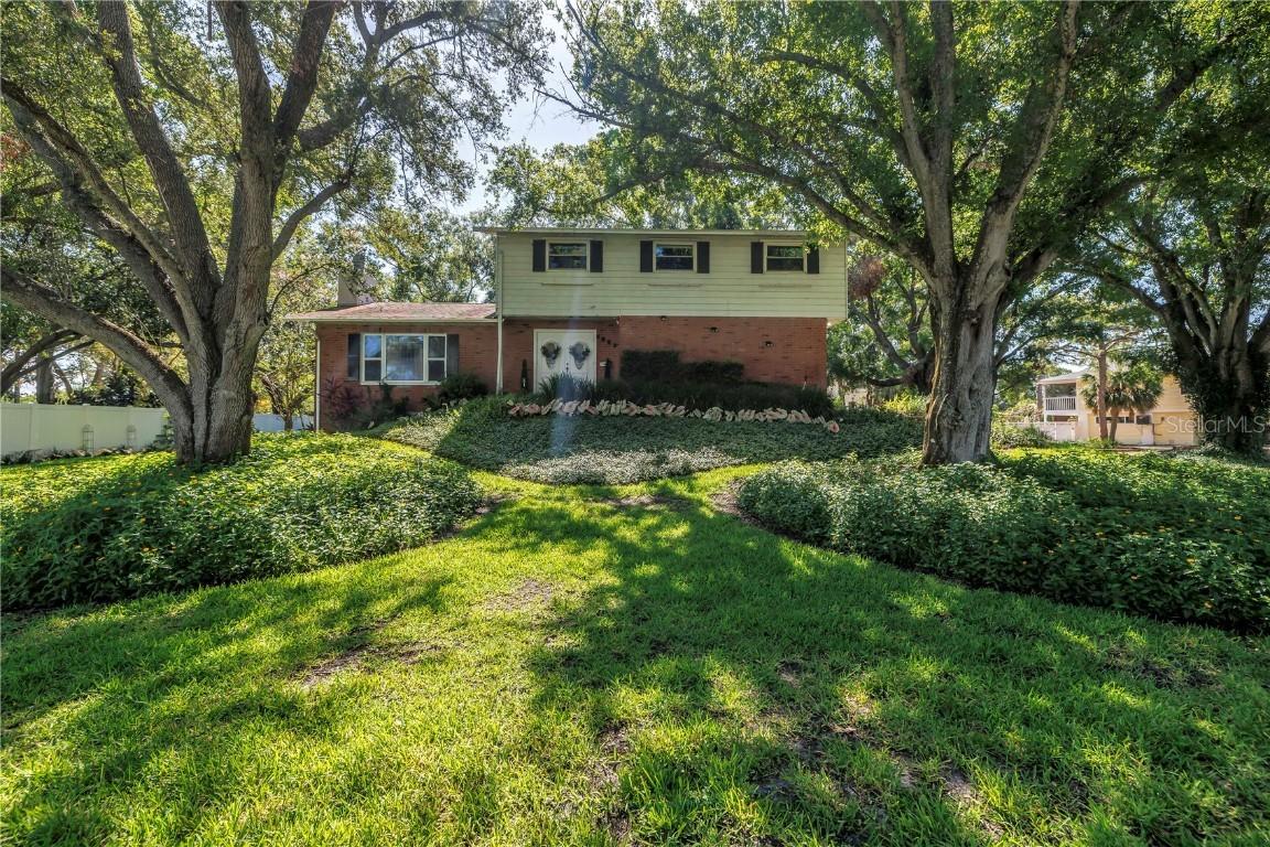 6505 Cedar St., St Petersburg, FL 33702