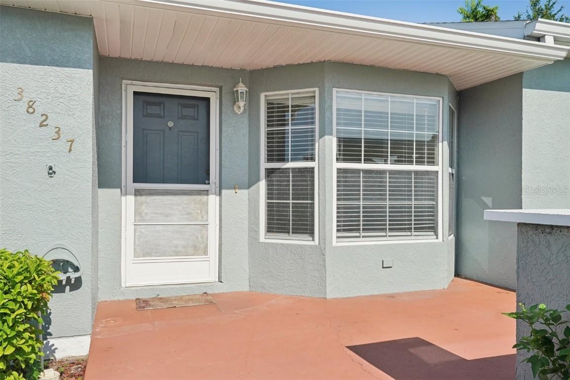 38237 Eucalyptus Dr., Zephyrhills, FL 33542