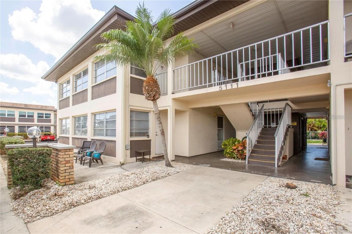 5111 Amulet Dr. #208, New Port Richey, FL 34652