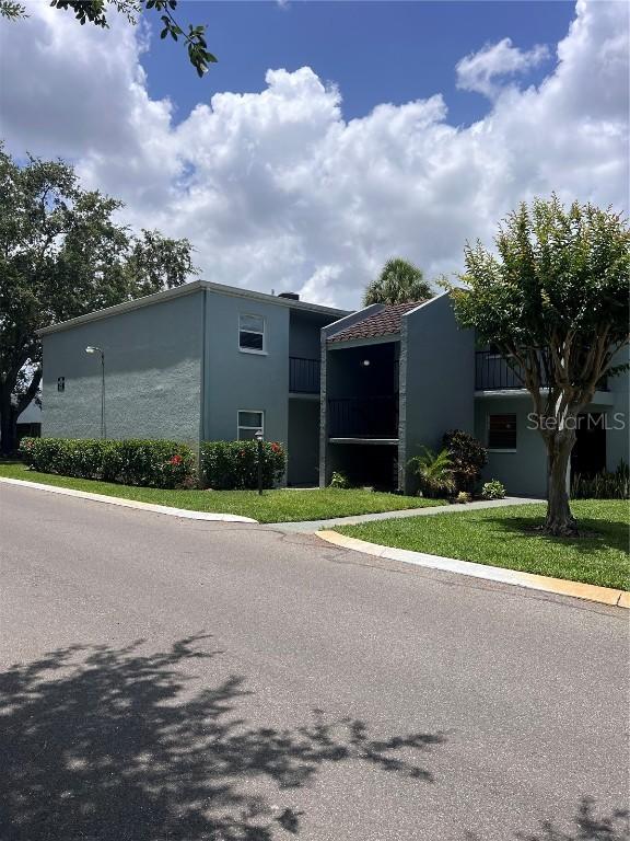 2850 Somerset Park Dr. #203, Tampa, FL 33613